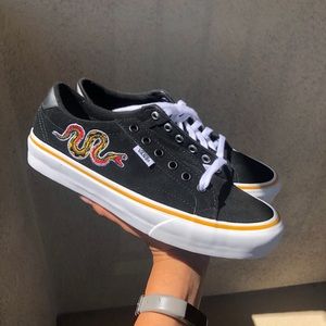Van UO Exclusive Tattoo Court Sneaker Vans